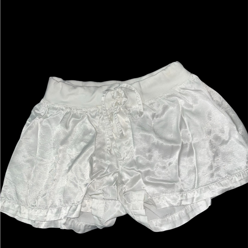 PJ Harlow white Mikel sleep shorts
